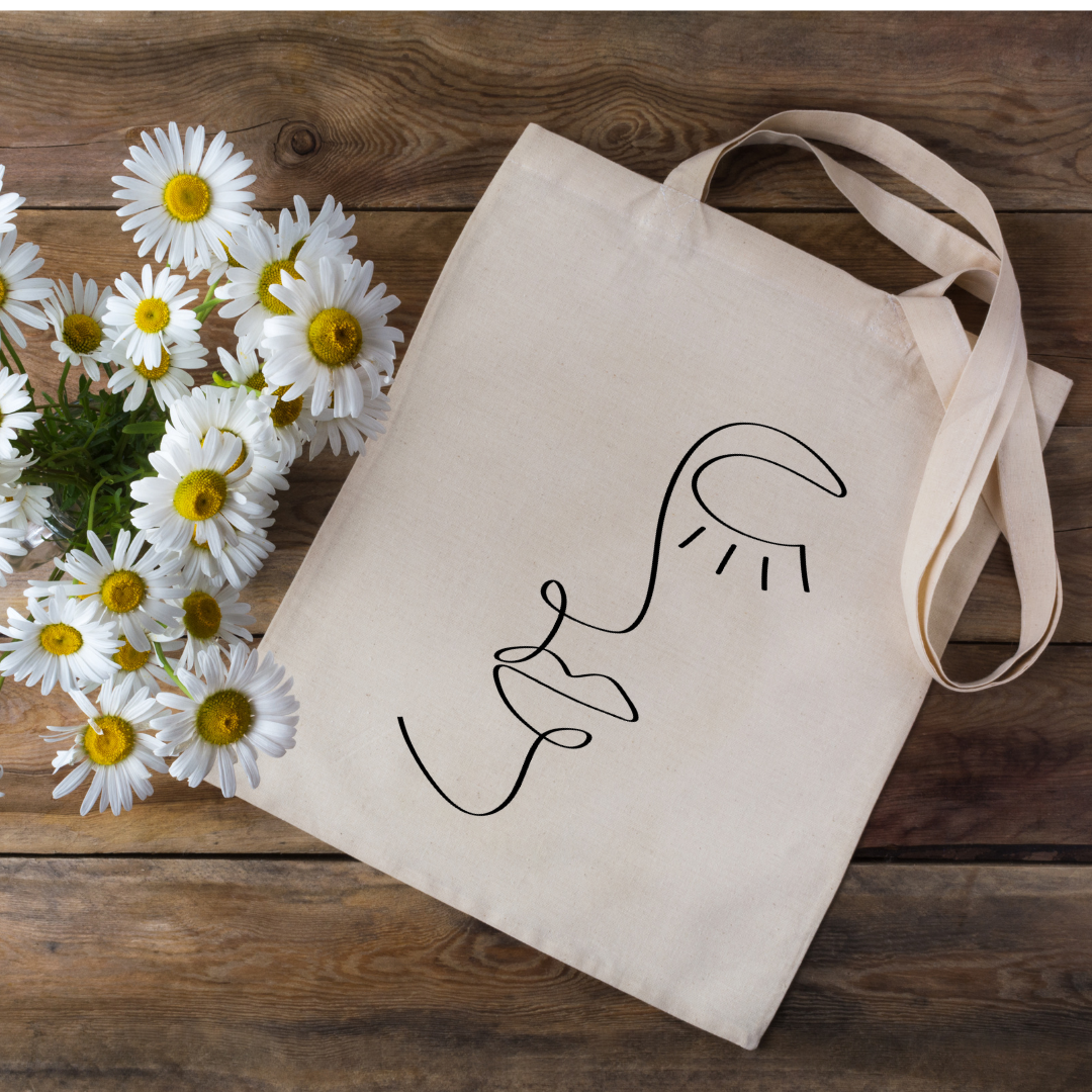 Face tote bag