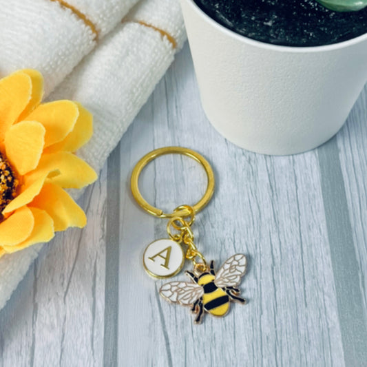 Gold alphabet bee keyring